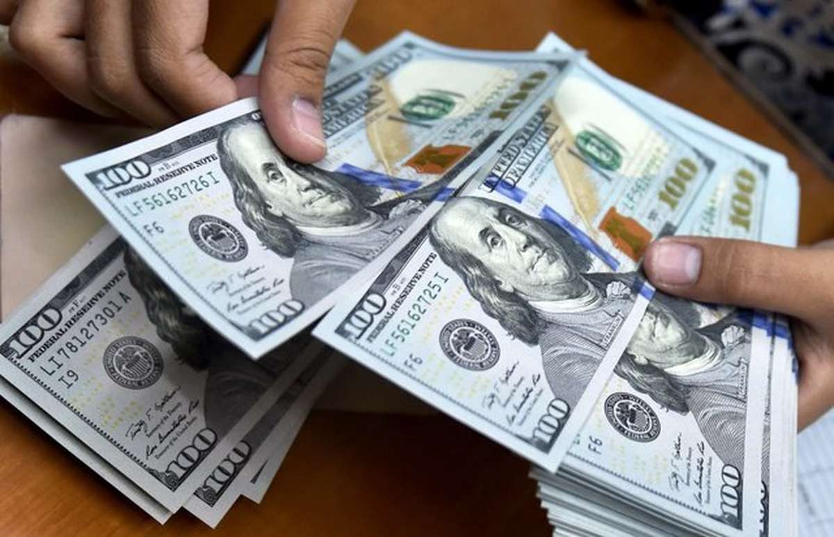 دو سیگنال منفی به قیمت دلار دو سیگنال منفی به قیمت دلار