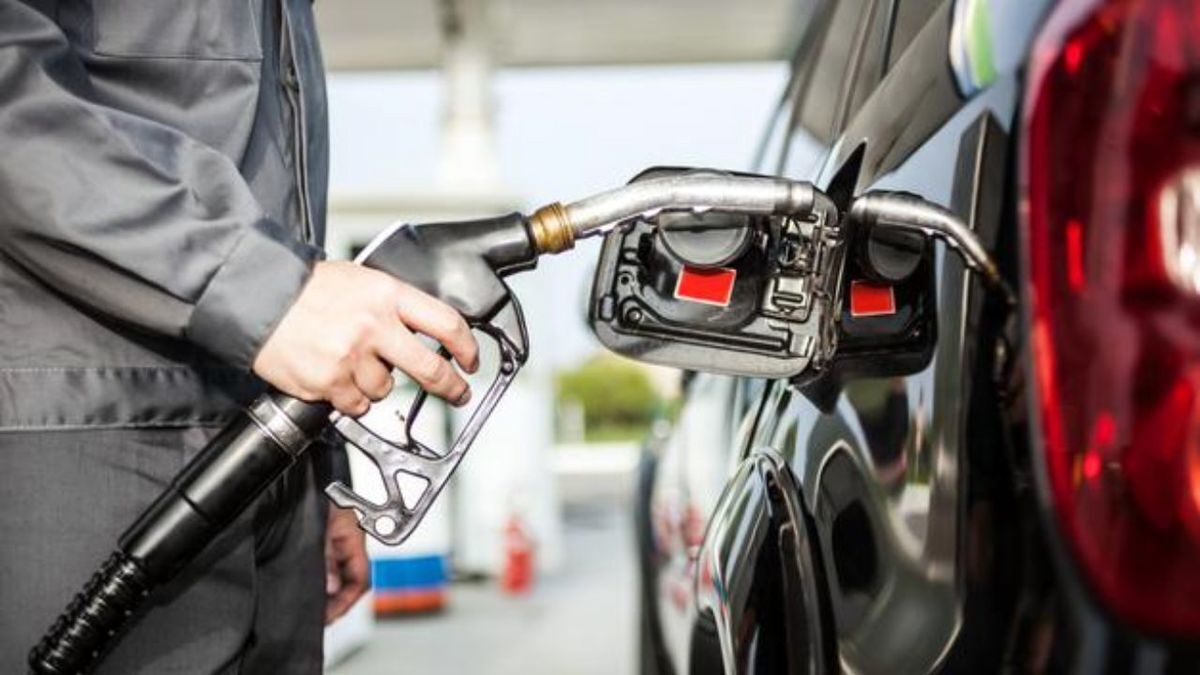 برنامه دولت درباره قیمت بنزین اعلام شد