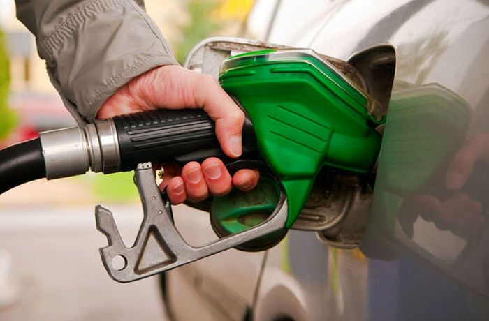 زمان تصمیم گیری برای افزایش قیمت بنزین اعلام شد