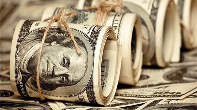 چرا دلار به ۸۱ هزار تومان رسید؟ چرا دلار به ۸۱ هزار تومان رسید؟