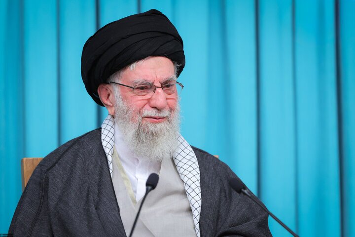 جمهوری اسلامی ایران در برابر تخریبگران کوتاه نمی آید جمهوری اسلامی ایران در برابر تخریبگران کوتاه نمی آید