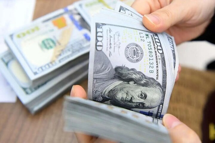 دلار بالاخره به کانال ۱۲۰ هزار تومان برگشت دلار بالاخره به کانال ۱۲۰ هزار تومان برگشت